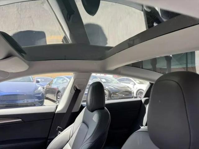 2022 Tesla Model 3 Rear-Wheel Drive