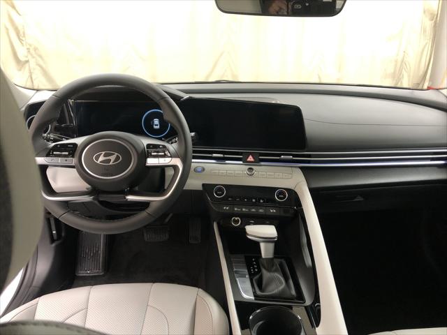2025 Hyundai Elantra Hybrid Limited