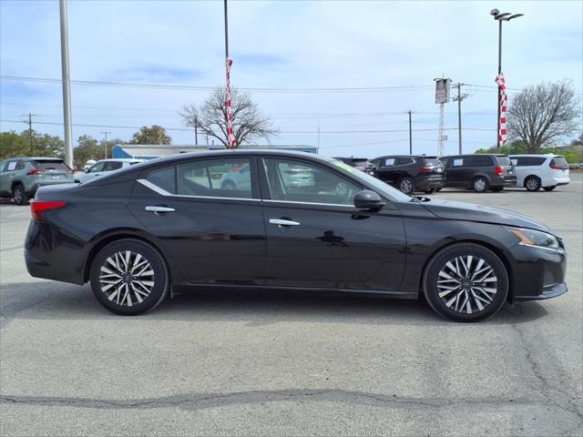 2023 Nissan Altima SV FWD