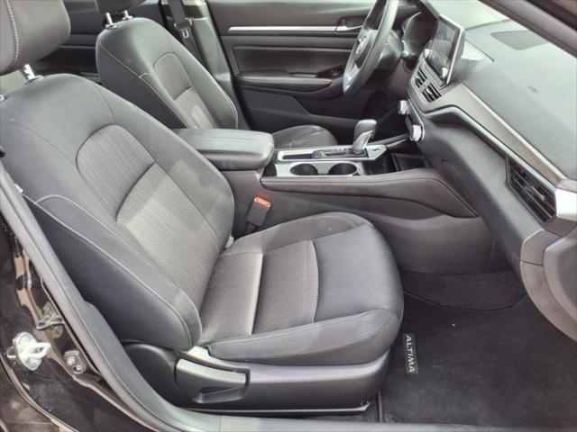 2023 Nissan Altima SV FWD
