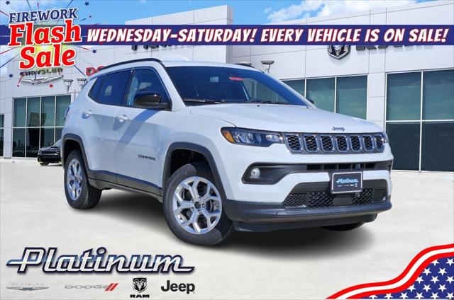 2025 Jeep Compass COMPASS LATITUDE 4X4