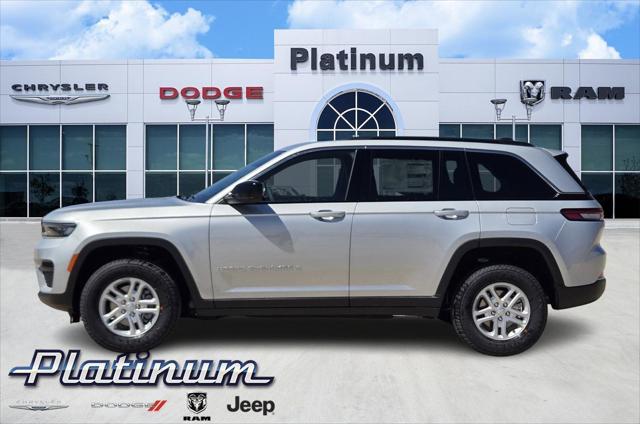 2025 Jeep Grand Cherokee GRAND CHEROKEE LAREDO 4X4