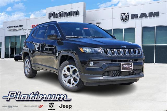 2025 Jeep Compass COMPASS LATITUDE 4X4