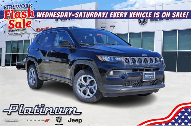 2025 Jeep Compass COMPASS LATITUDE 4X4