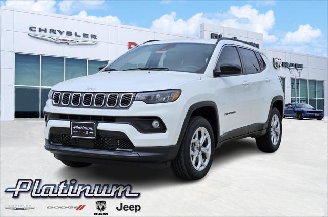 2025 Jeep Compass COMPASS LATITUDE 4X4