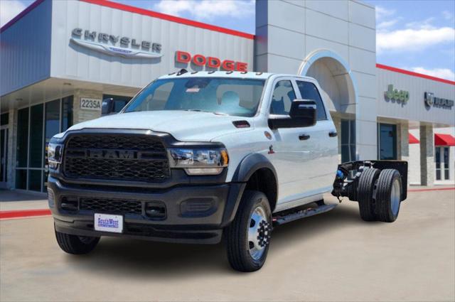 2024 RAM Ram 5500 Chassis Cab RAM 5500 TRADESMAN CHASSIS CREW CAB 4X2 84 CA