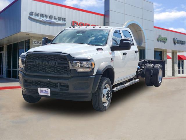 2024 RAM Ram 5500 Chassis Cab RAM 5500 TRADESMAN CHASSIS CREW CAB 4X2 84 CA 2024 RAM Ram 5500 Chassis Cab RAM 5500 TRADESMAN CHASSIS CREW CAB 4X2 84 CA