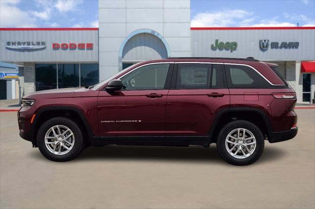 2025 Jeep Grand Cherokee GRAND CHEROKEE LAREDO X 4X4