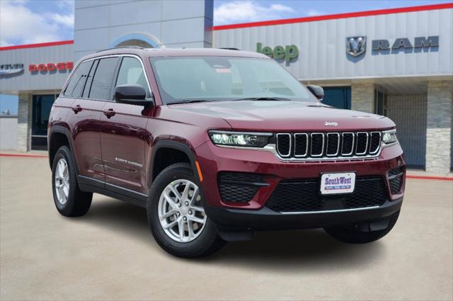 2025 Jeep Grand Cherokee GRAND CHEROKEE LAREDO X 4X4