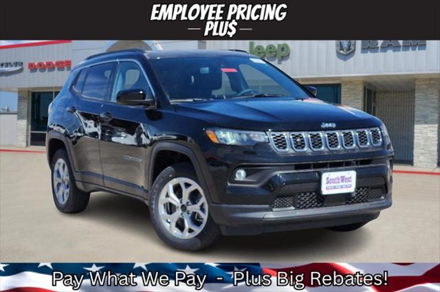 2025 Jeep Compass COMPASS LATITUDE 4X4