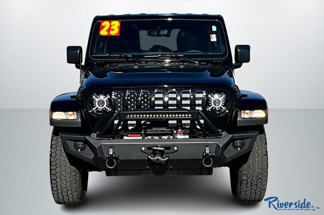2023 Jeep Wrangler 4-Door Sahara Altitude 4x4