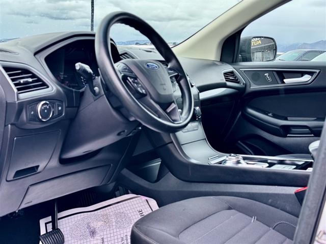 2019 Ford Edge SE