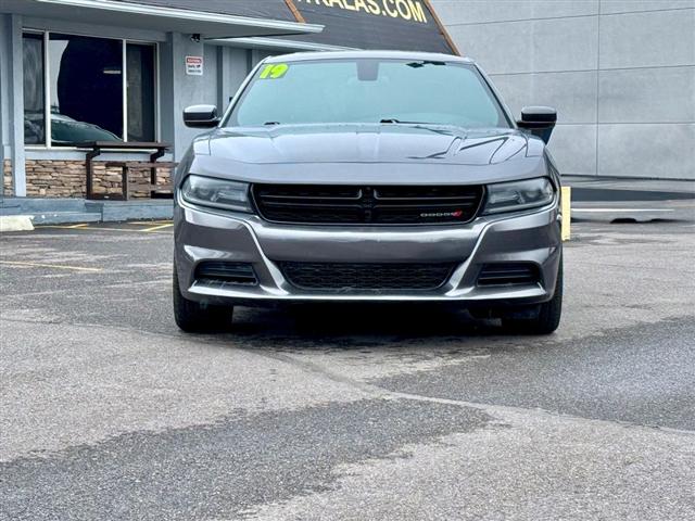 2019 Dodge Charger SXT RWD