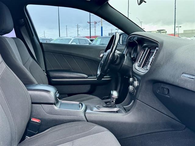 2019 Dodge Charger SXT RWD