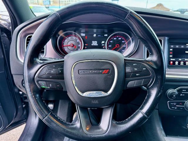 2019 Dodge Charger SXT RWD