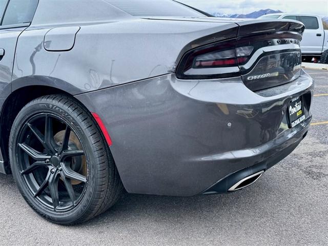 2019 Dodge Charger SXT RWD