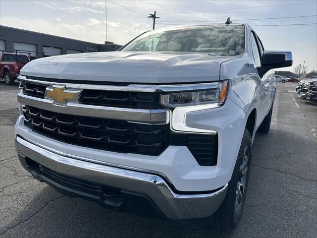 2024 Chevrolet Silverado 1500 4WD Crew Cab Short Bed LT with 2FL