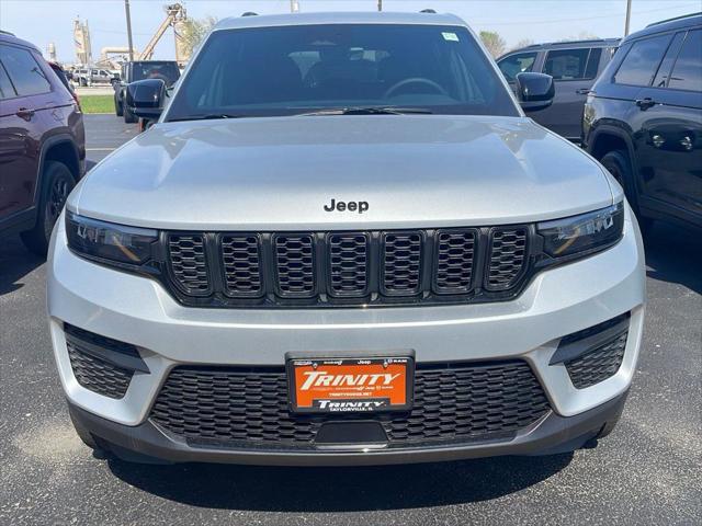 2025 Jeep Grand Cherokee GRAND CHEROKEE ALTITUDE 4X4