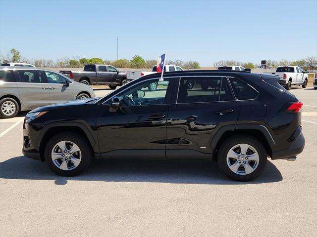 2022 Toyota RAV4 Hybrid XLE