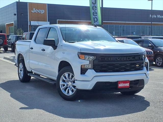2023 Chevrolet Silverado 1500 2WD Crew Cab Short Bed Custom