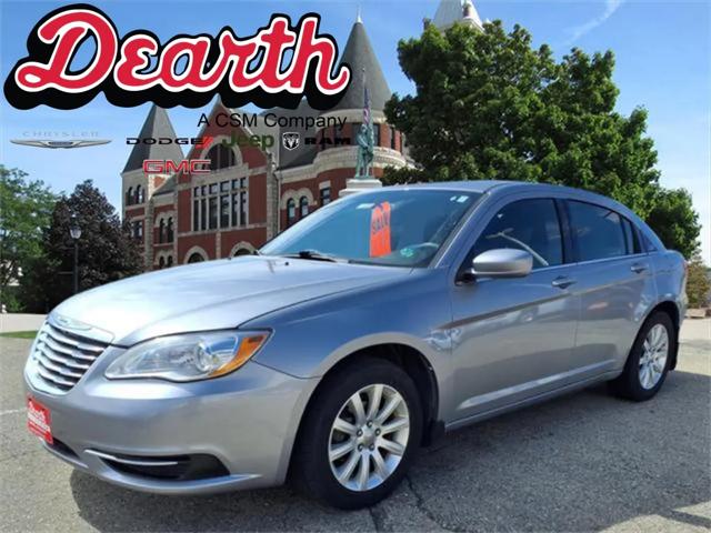 2013 Chrysler 200 Touring