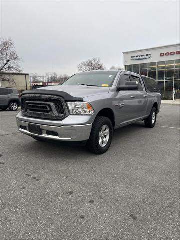 2020 RAM 1500 Classic SLT Crew Cab 4x4 64 Box