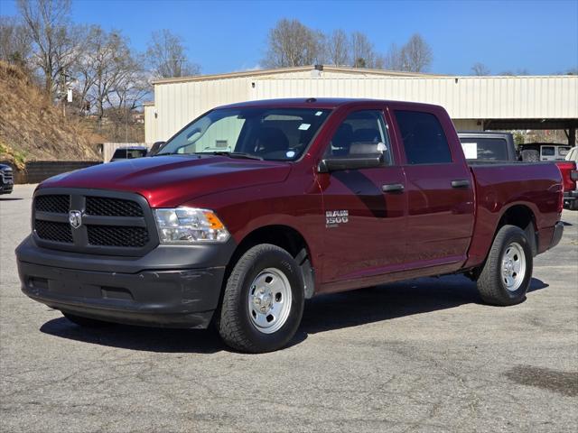2022 RAM 1500 Classic Tradesman Crew Cab 4x4 57 Box
