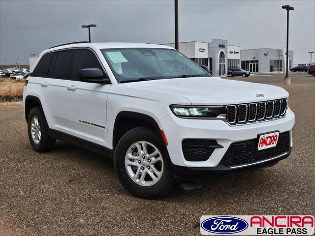 2023 Jeep Grand Cherokee Laredo 4x4