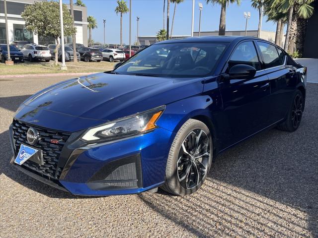 2023 Nissan Altima SR FWD