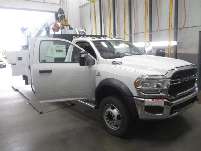2024 RAM 5500 Chassis Tradesman/SLT