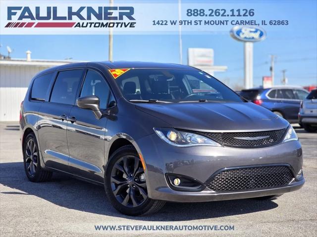 2020 Chrysler Pacifica Touring