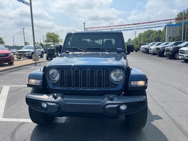 2025 Jeep Gladiator GLADIATOR NIGHTHAWK 4X4 2025 Jeep Gladiator GLADIATOR NIGHTHAWK 4X4