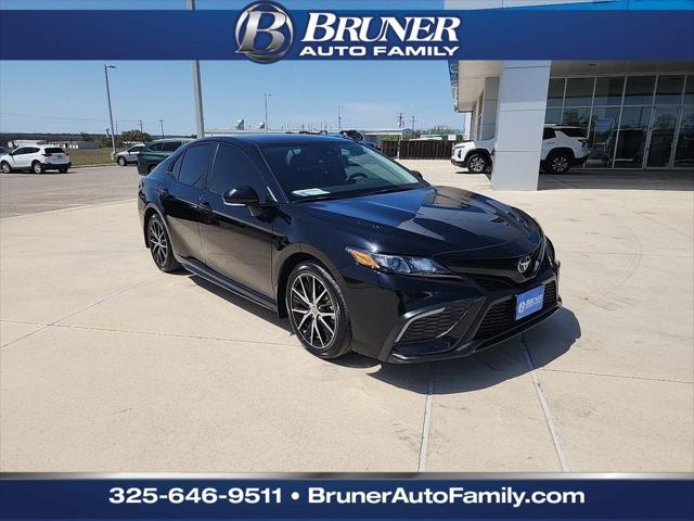 2024 Toyota Camry SE