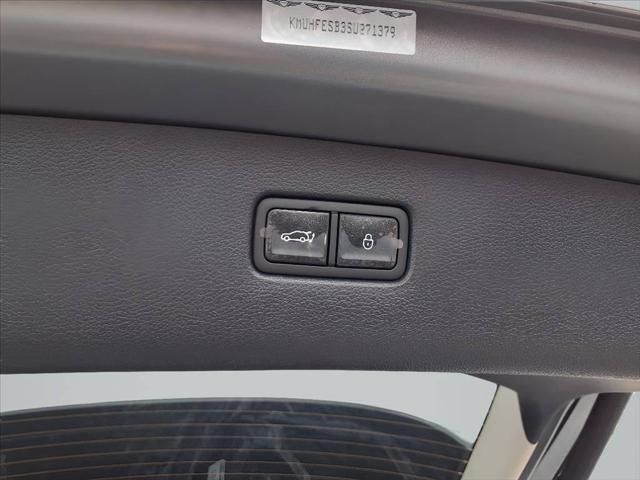 2025 Genesis GV80 2.5T Standard AWD