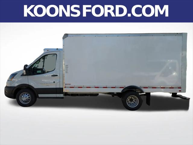 2024 Ford Transit Cutaway Unknown