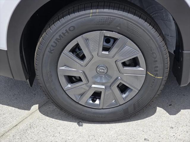 2025 Nissan Kicks S FWD