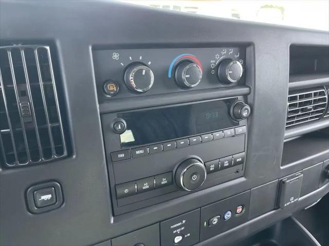 2025 GMC Savana Cargo RWD 2500 Extended Wheelbase Work Van