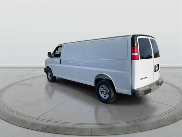 2025 GMC Savana Cargo RWD 2500 Extended Wheelbase Work Van
