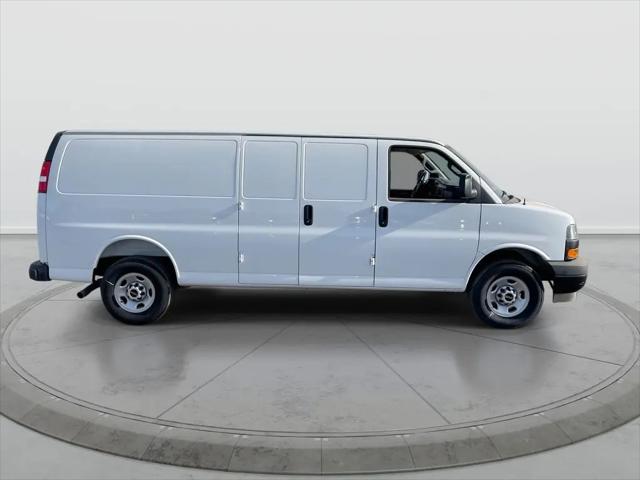 2025 GMC Savana Cargo RWD 2500 Extended Wheelbase Work Van