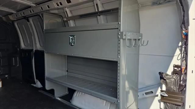 2025 Chevrolet Express Cargo Van RWD 2500 Extended Wheelbase WT