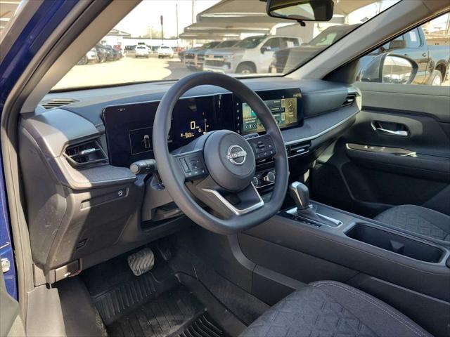 2025 Nissan Kicks SV FWD