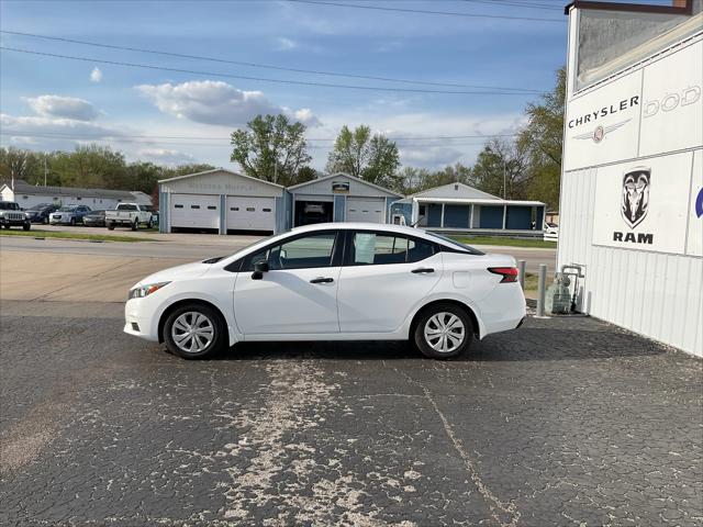2021 Nissan Versa S Xtronic CVT