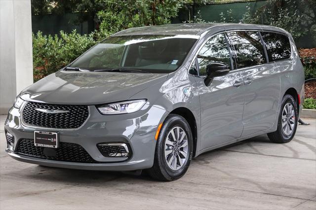 2018 Chrysler Pacifica Hybrid Touring L