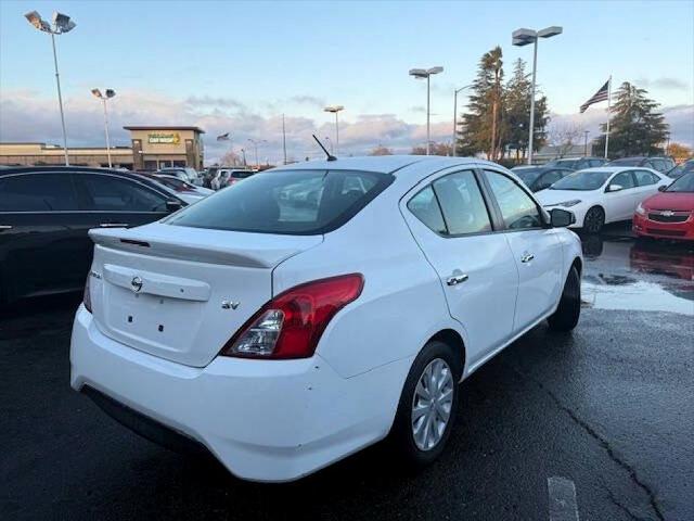 2017 Nissan Versa 1.6 SV