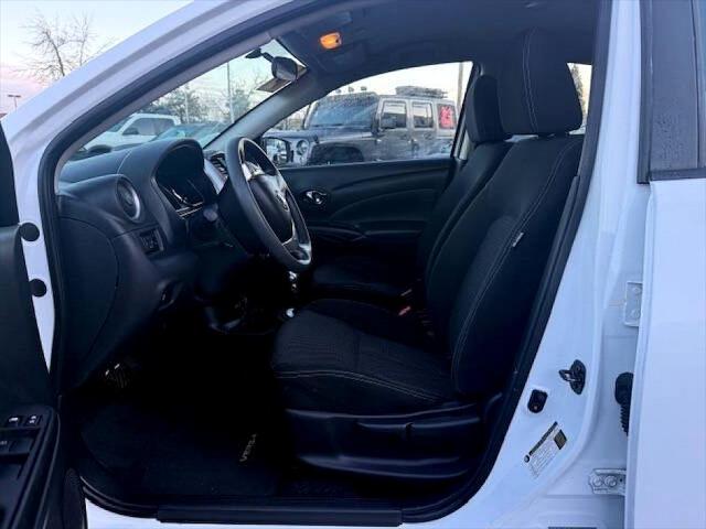 2017 Nissan Versa 1.6 SV
