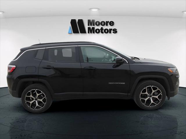 2025 Jeep Compass COMPASS LIMITED 4X4