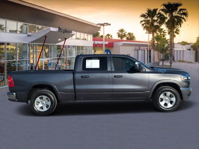 2025 RAM 1500 Big Horn Crew Cab 4x4 64 Box