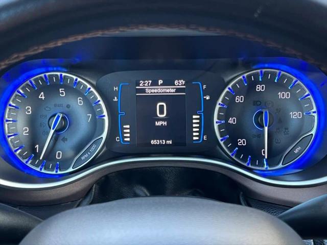2017 Chrysler Pacifica Touring-L