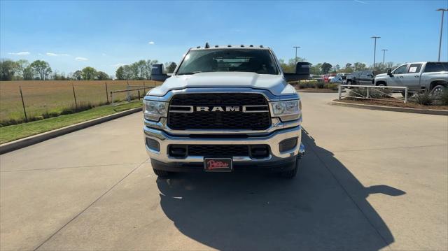 2024 RAM Ram 3500 Chassis Cab RAM 3500 TRADESMAN CREW CAB CHASSIS 4X4 60 CA