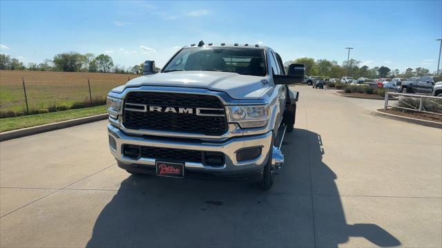2024 RAM Ram 3500 Chassis Cab RAM 3500 TRADESMAN CREW CAB CHASSIS 4X4 60 CA